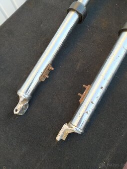 Přední vidlice ČZ 125 175 - 10