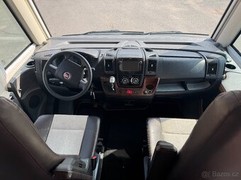 Obytný automobil Knaus, SKY I 700 Plus - 10