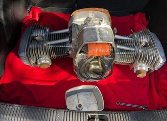 Originální nové motory z vojenského depozitu Dněpr K750 Ural - 10