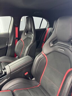 Mercedes A45 S AMG - 10