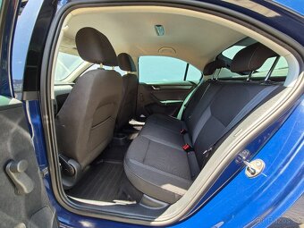 ŠKODA Rapid 1.2TSI 77kW Liftback ČR 2.majitel 2013 Manuál - 10