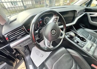 Volkswagen Touareg, 3,0TDi/V6 /210Kw DPH ,fullLED - 10