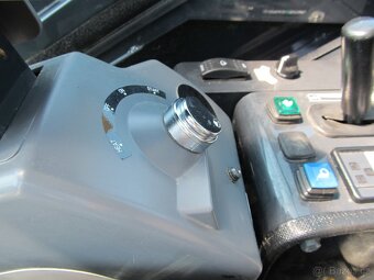 Hitachi ZAXIS 26U - 10