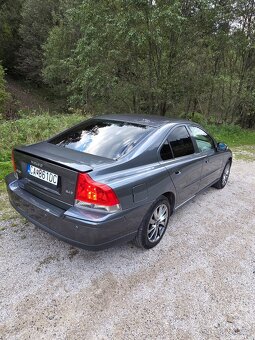 Volvo S60 2.4 D5 Geartronic - 10