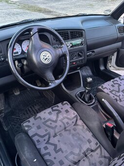 VW Golf Cabrio 1.6 74 kW, r. 2000 - 10