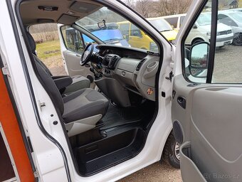 Renault Trafic Vivaro 2.0 DCi L2H2 tažné klima - 10