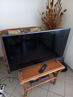 Philips 43PUS6703/12 4K UHD LED Smart - 10