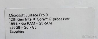 Microsoft Surface Pro 9 i7 / 16 GB / 256+ GB SSD - 10