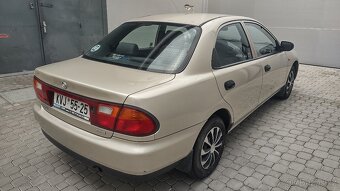 Mazda 323 BA sedan - velice pěkný stav - garážévaná - 10