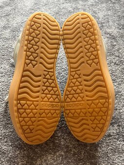 Adidas VL Court Bold - 10