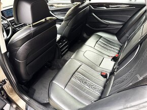 BMW 530D XDRIVE LUXURY LINE,KŮŽE,LED,HEAD-UP,KAMERA - 10