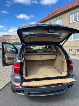 BMW X5 e70 3.0 210kw - 10