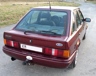 Ford Escort mk4 1986 - 10
