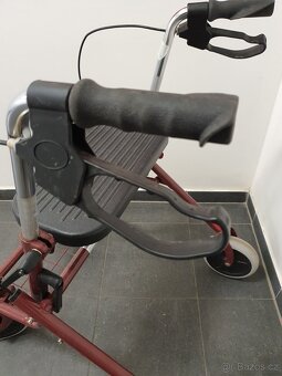 NOVÉ KOLEČKOVÉ chodítko i s dovozem nebo POŠTA - 10