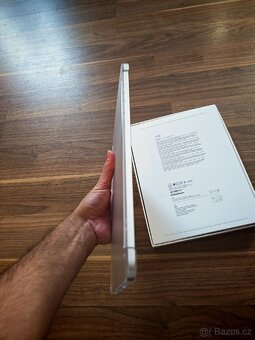 iPad Air 13 WiFi 128 GB - TOP STAV V ZARUCE - 10