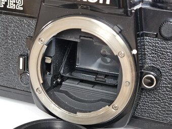 Nikon FE2 - 10