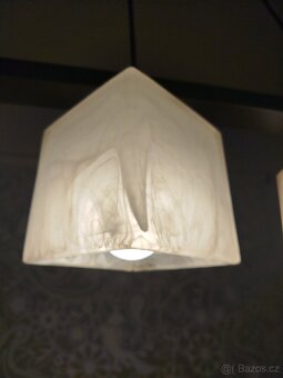 Prodám závěsný lustr (4) +Led žárovky - 10