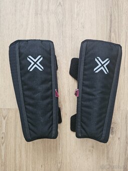 Chrániče na holeně FUSE vel. S - 10