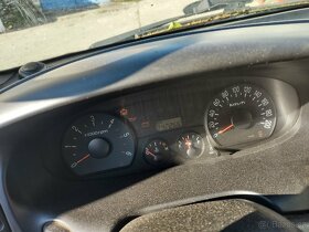 Hyundai H 1 2.5 CRDi - na ND - 10