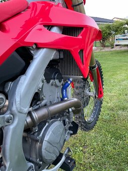 Honda crf 250 rok 2023 - 10