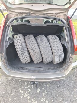 FORD FUSION 1,6i + NOVÁ STK - 10