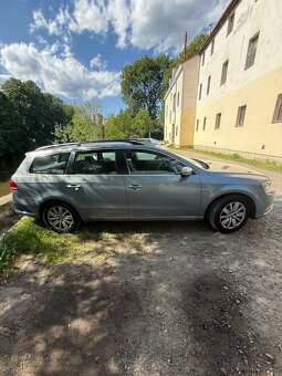 Volkswagen Passat B7 103kw šedá barva - 10