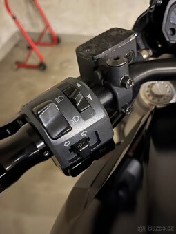 Ducati Monster 796 ABS - 10
