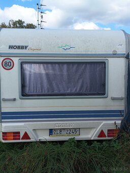 Obytný karavan Hobby pro 4 osoby - 10