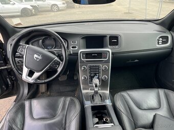 Volvo V60 D6 Plug-in Hybrid - díly z vozu - 10