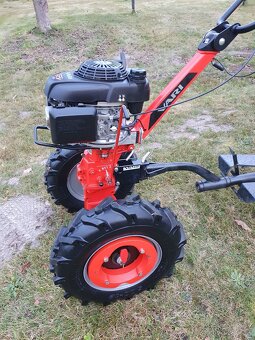 Prodám malotraktor Vari Honda Global,  zánovní - 10