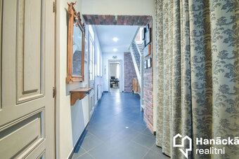 Zrekonstruovaný dům v centru Olomouce, ul. Šemberova - 10