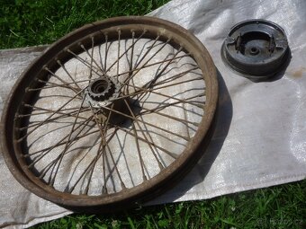 prodám různé díly na moto. Kostra na moto Jawa-ČZ 175, typ 3 - 10