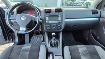 Volkswagen Golf  V - 10