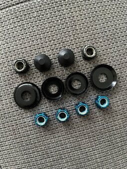 Skateboard deska, kolečka, trucky a hardware - 10