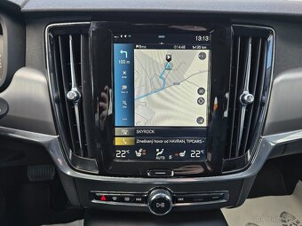 VOLVO V90 2,0 140kW D4 AWD Drive-E MOMENTUM Auto LED KŮŽE - 10