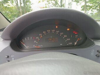 Mercedes A - 10