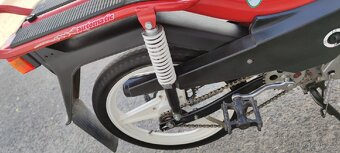 Moped manet Korado - 10