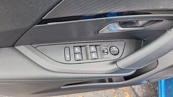 Peugeot e2008 GT 2021 - 10