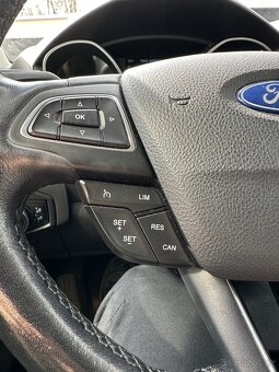 Ford Focus 1.5 EcoBost 110 kw / TITANIUM - 10