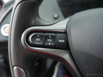 Honda Civic 1.4 I , 73 kW nafta, 2010 - 10