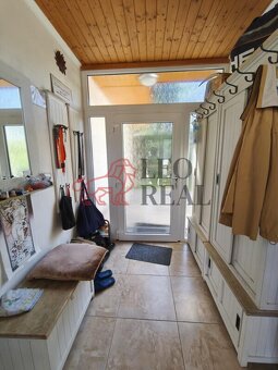 Dolní Kounice, rodinný dům 4+kk,  3937m2, zahrada, bazén - 10