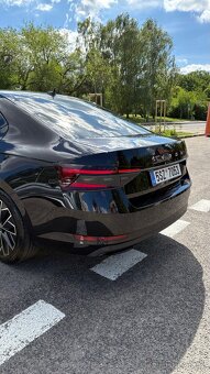 ŠKODA Superb L&K 4x4 - TOP STAV - 10