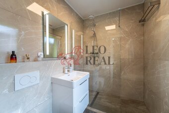Prodej rodinného domu 164 m2 pozemek 698 m2 - 10
