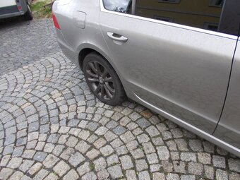 skoda superb 2 fac.2.0tdi veskere nd.kod barvy 9202 - 10
