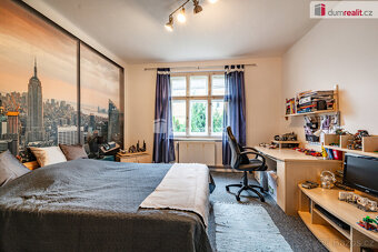 Prostorný byt 3+1 ve zvýšeném přízemí rodinné vily se zahrad - 10