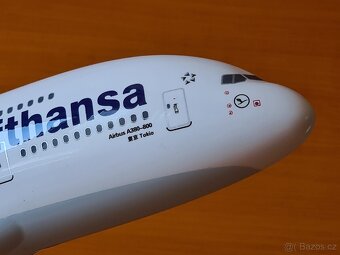 Airbus A380 LUFTHANSA velký model - 10