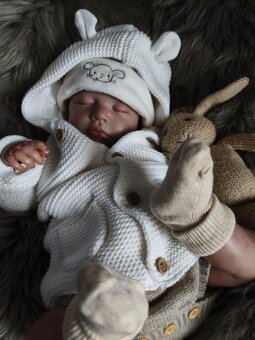 Pletený kabátek s oušky - 10