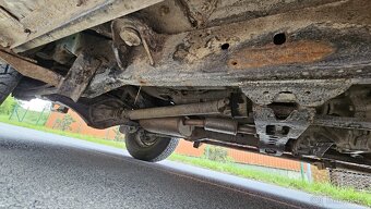 Nissan terrano 2.7tdi 92kw - 10