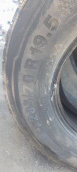 Pneu 285/70 R19,5 Continental - 4 kus - 10