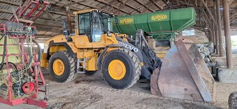Volvo L 110 G - 10